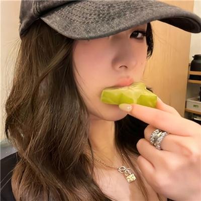 恐怖热线之大头怪婴